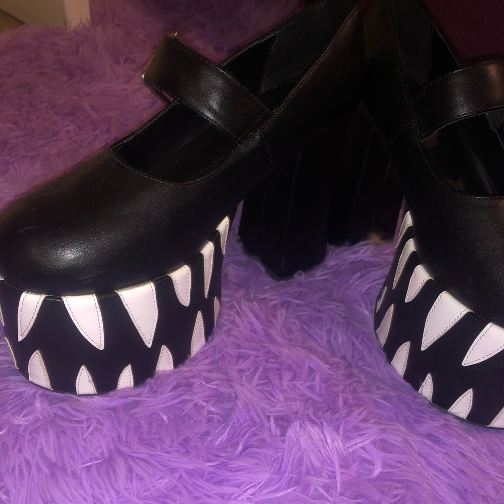Platform Maryjane strap Shoes - Picture 2 of 6